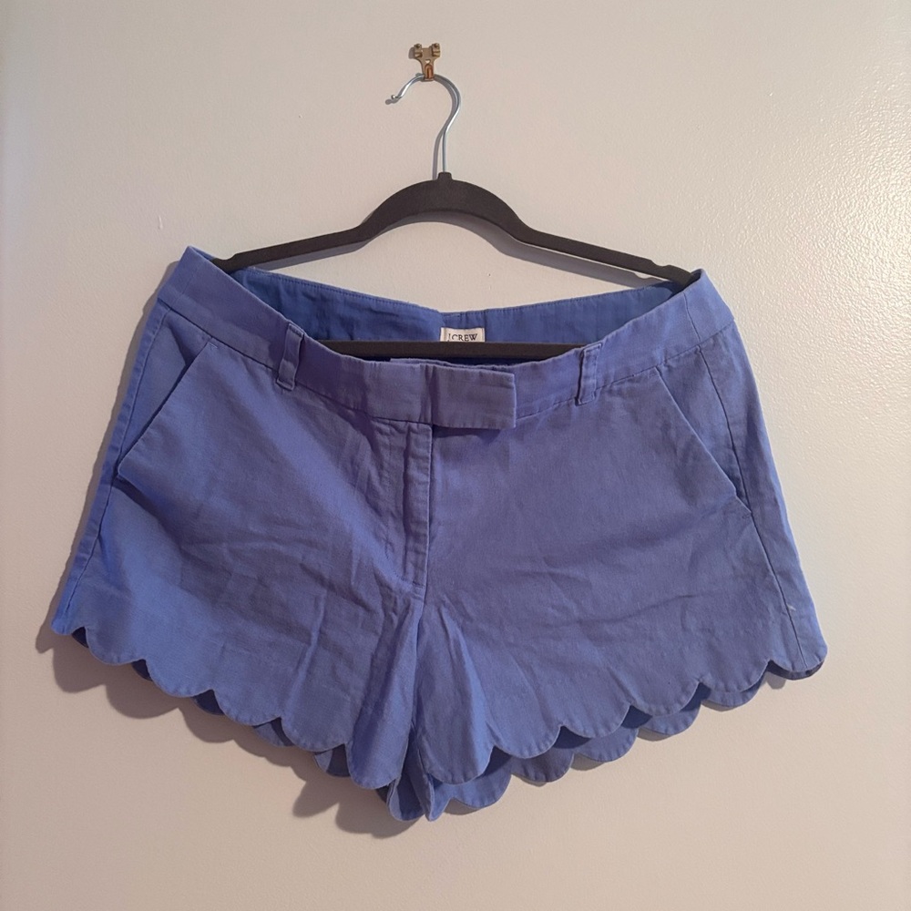 Blue Scalloped Hem Women's Shorts